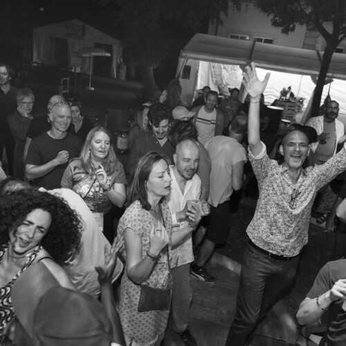 Il y a du monde sur le dancefloor !