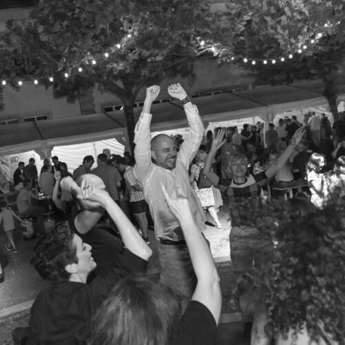 Il y a du monde sur le dancefloor !