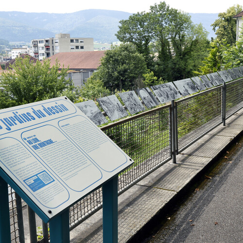 Chongrui Ni / Au loin une montagne...