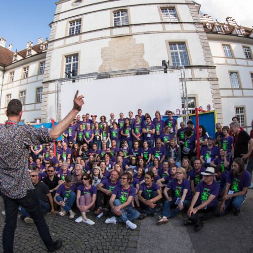 Photo finale bénévoles du dimanche soir coordonnée par Philippe Duvanel